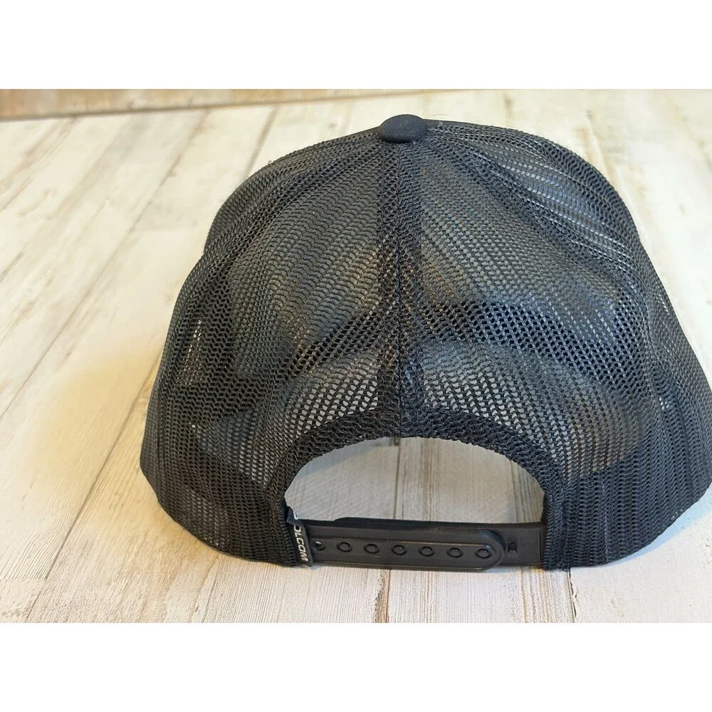 Men’s Black Solid Mesh Snap Back Trucker Hat Adjustable 0/S  Volcolm